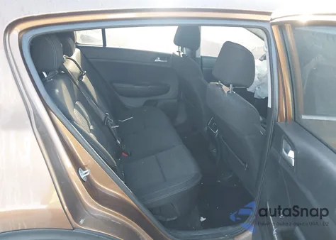 2017 Kia Sportage Lx z USA, uszkodzony, nr VIN KNDPMCAC5H7048500